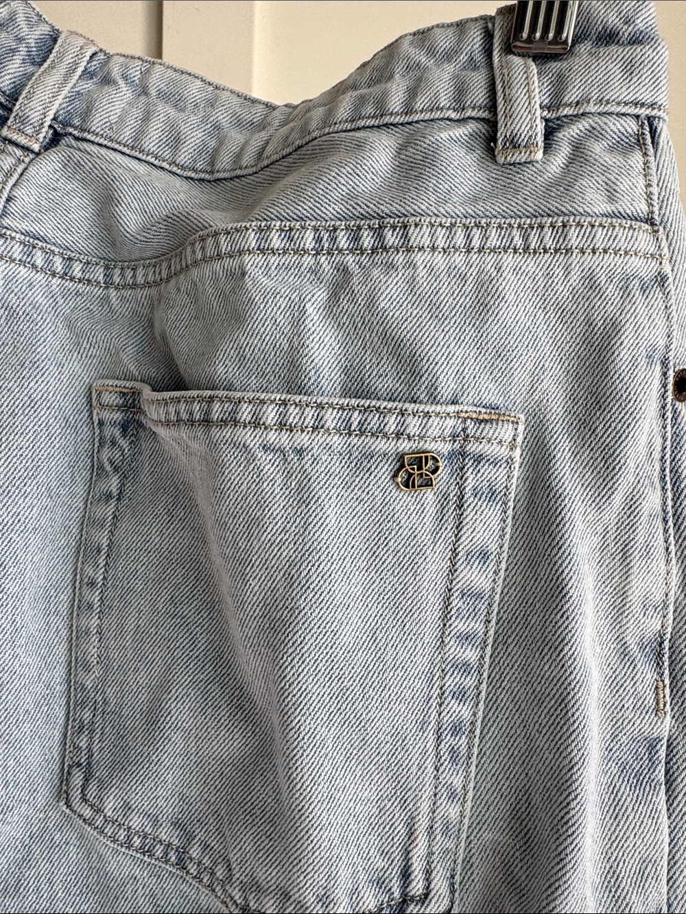 DISSH Light Wash High-Rise Straight Jeans - Picture 5 of 7